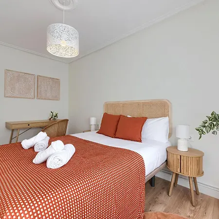 Vt Reformado Y Acogedor En Zona Residencial Tranquila Lägenhet *