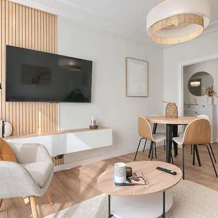 Apartment Vt Reformado Y Acogedor En Zona Residencial Tranquila