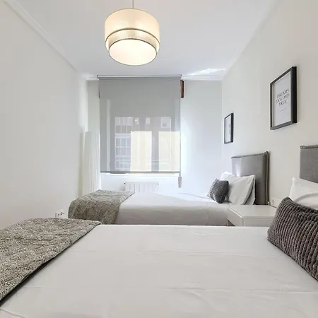Vt Reformado Y Acogedor En Zona Residencial Tranquila 아파트 빌바오