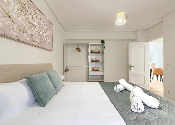 Vt Reformado Y Acogedor En Zona Residencial Tranquila Бильбао