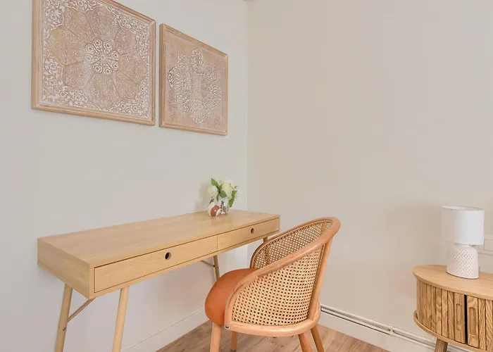 Vt Reformado Y Acogedor En Zona Residencial Tranquila Бильбао